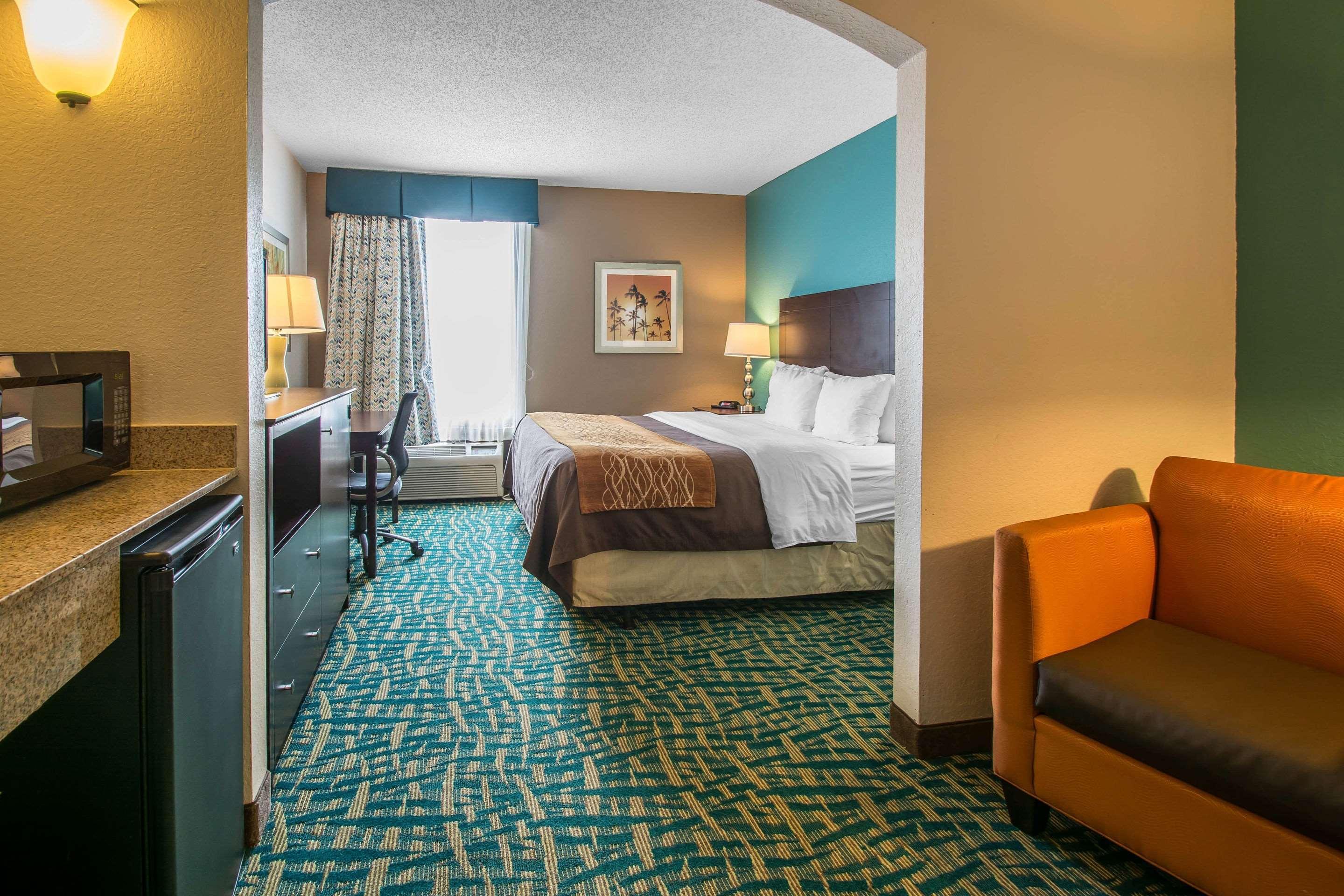 Comfort Inn & Suites Fort Lauderdale West Turnpike Lauderdale Lakes Esterno foto