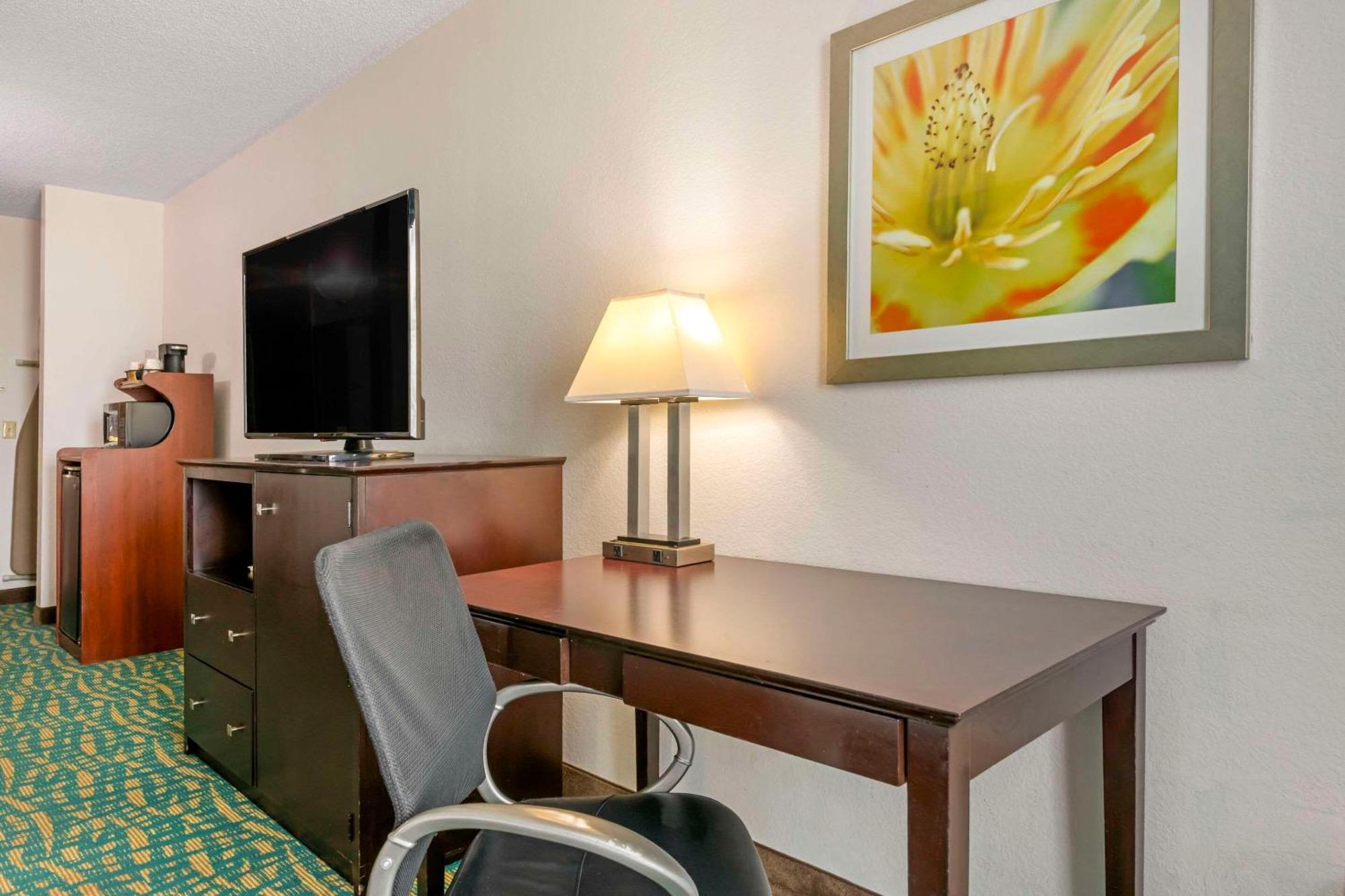 Comfort Inn & Suites Fort Lauderdale West Turnpike Lauderdale Lakes Esterno foto